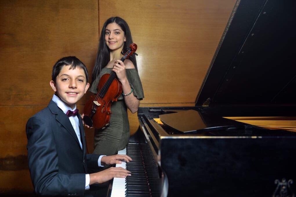 Aisha y Alejandro: talentos musicales que representan a México internacionalmente