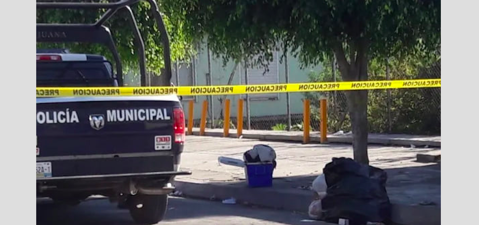 Localizan cuerpo de niña de 2 años de edad detrás de kinder en Tijuana