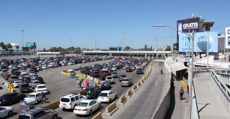 Extienden cierre de la frontera entre México y EU al 21 de marzo