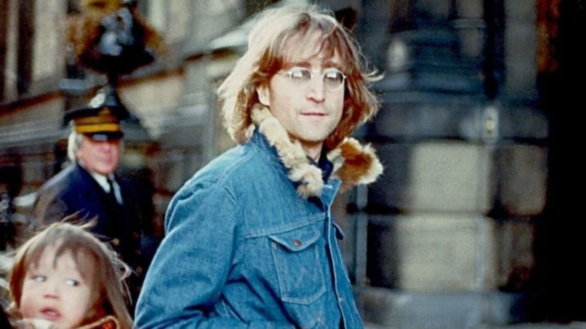 Subastan un casete original con entrevista y tema inédito de John Lennon