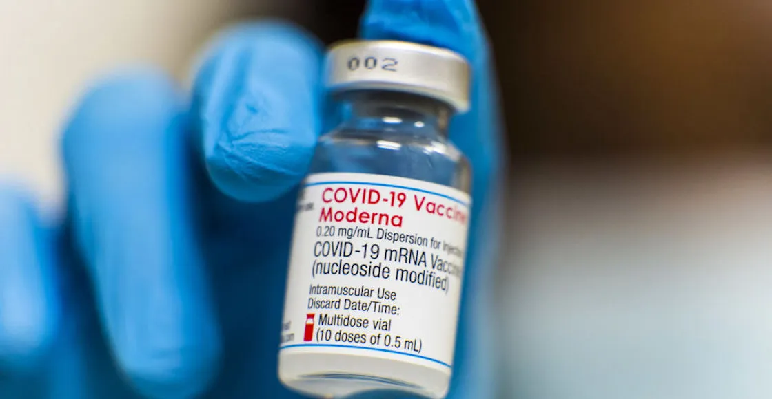 Vacuna contra COVID de Moderna llegará a la farmacias de México en este diciembre de 2023