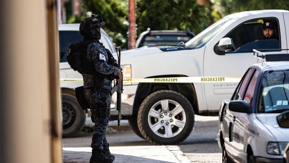 Decomisan múltiples vehículos del crimen organizado en Sáric, Sonora; algunos con blindaje